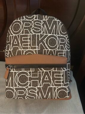 Michael Kors Cooper Large Graphic MK Signature Backpack